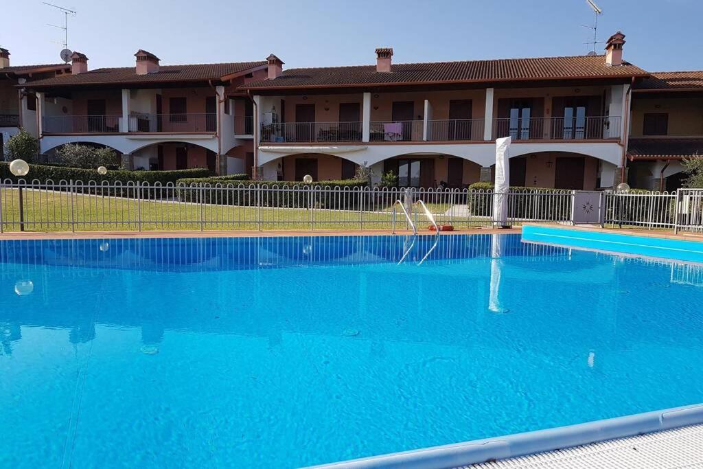 Casa Paradiso Del Garda Манерба-дель-Гарда Экстерьер фото